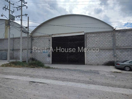 El Castillo - Renta, Bodega Comercial De 525 Metros Con Oficina | Rahqro