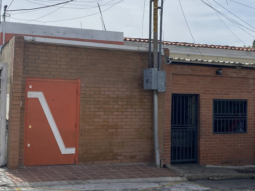 Imagen 1 de 12 de Mh Local En Alquiler 180 Mts2 Los Colorados Cerca Del Saime