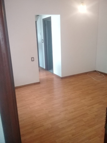 Dueño Vende Apart 1 Dor U$s 72000  1 Baño. 40 M Isabela 3400