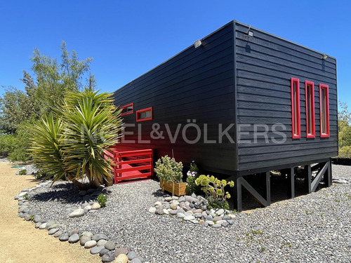 Casa Impecable En Parcela.
