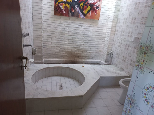 Imagen 20 de 23 de Casa Con Gran Terreno Alto Alberdi Ideal Inversión