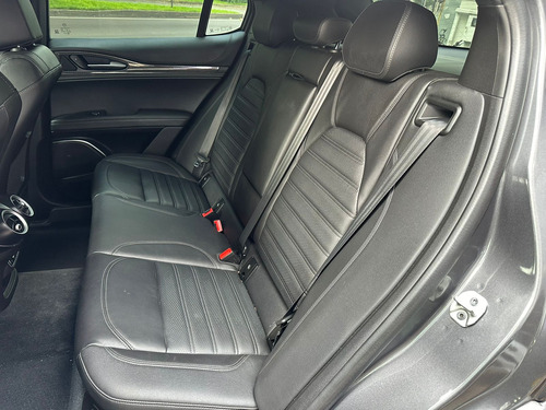 Alfa Romeo Stelvio 2022