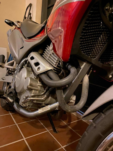 Imagen 3 de 6 de Honda Falcon Nx400