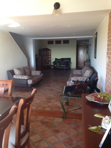 Imagen 12 de 14 de Casa Dos Niv Oritopo El Hatillo 230 M2 Caracas