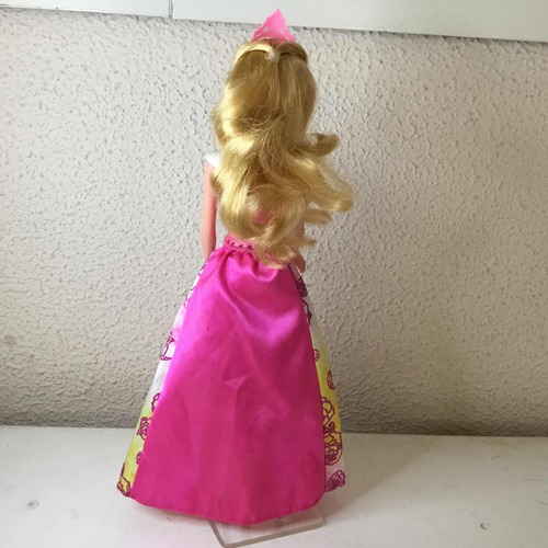Boneca Barbie Bela Adormecida Mattel 2012 Usada (Usado)