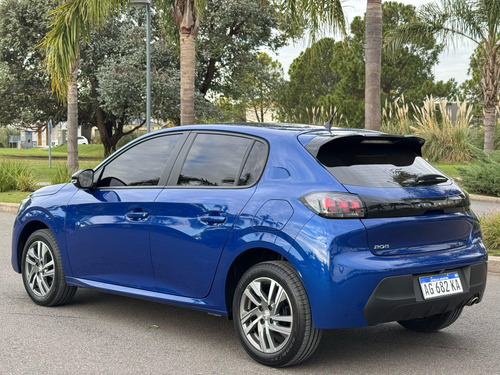 Peugeot 208 1.6 Feline Tiptronic