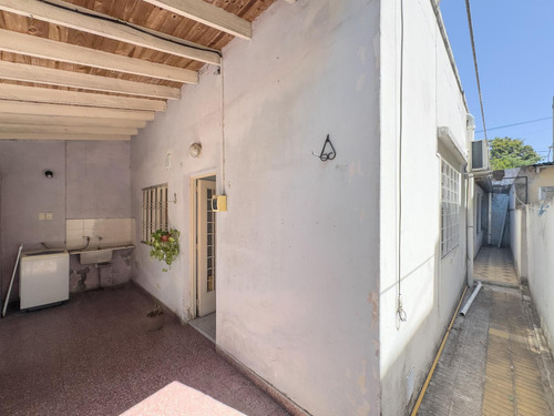 Venta Casa 3 Ambientes En Santos Lugares