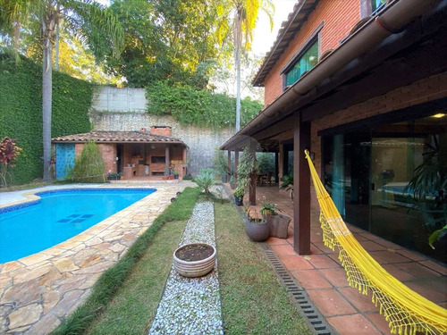 Imagem 25 de 30 de Casa Em Condomínio, 3 Dorm (1ste) Casa Rústica Linda, 2 Lareiras, Piscina, Gourmet! - Reo580066