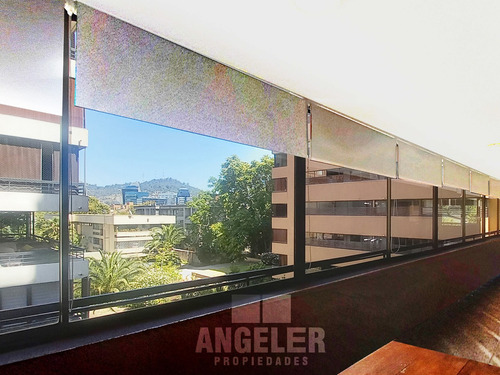 Muy Amplio Departamento En Lo Mejor De Providencia