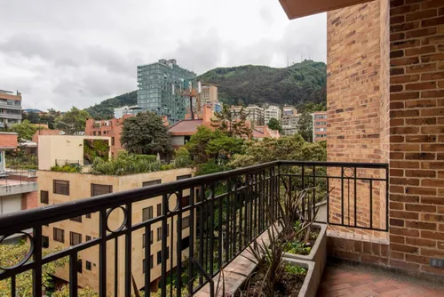 Apartamento En Arriendo/venta En El Chicó. Cod A21451