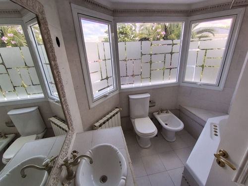 Se Vende Casa En Barrio Dalvian, Mendoza