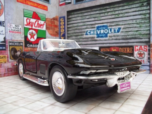 Chevrolet Corvette 1967 1/24 Motormax
