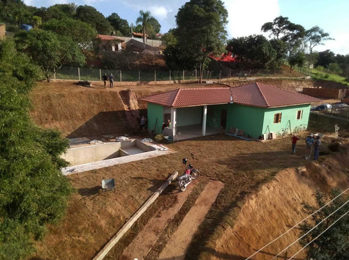 Vendo Chácara Nova Com Piscina 900 Metros