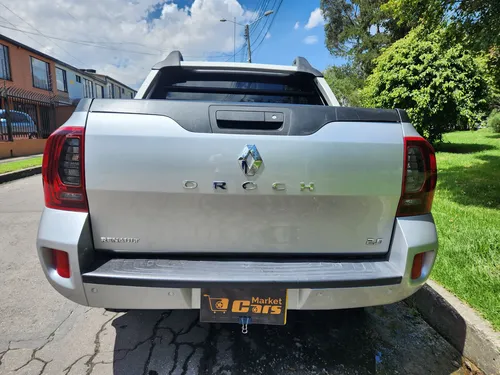Renault Duster Oroch 2.0 Dynamique At