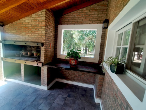 Imagen 4 de 30 de Casa Venta Villa General Belgrano 3 Dormitorios 4 Baños Gran Parque 2 Hectáreas Piscina Caballeriza Quincho Gran Vista