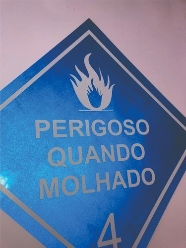 Risco Perigoso Quando Molhado / Adesivo Refletivo