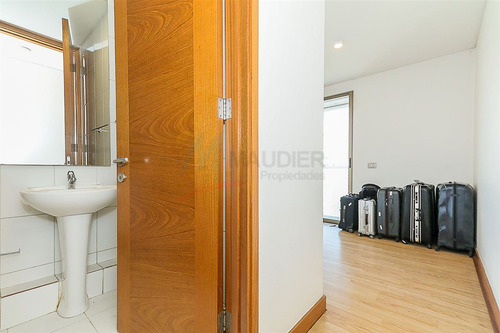 Departamento En Venta De 3 Dorm. En Las Condes