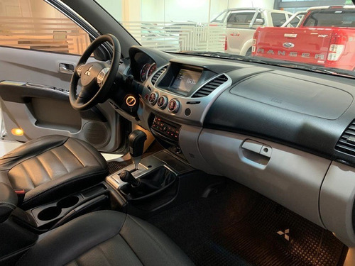 Mitsubishi L200 3.2 Doble Cabina 4x4 At