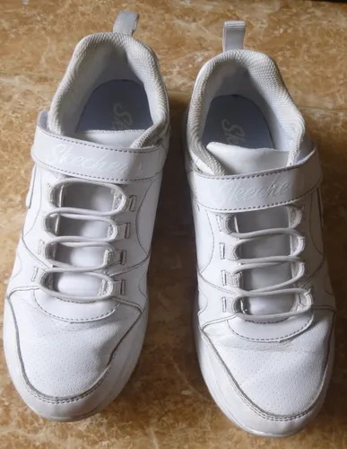 Zapatos de colegio clearance skechers mujer usados
