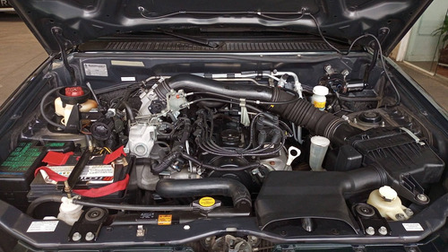 Imagem 8 de 9 de Mitsubishi Pajero Tr4 2.0 4x2 16v 140cv Flex 4p Automático