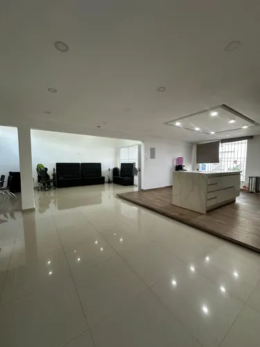 Casa Moderna Trigal Sur Yc