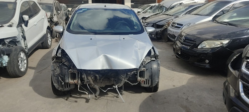 Ford Fiesta Chocado
