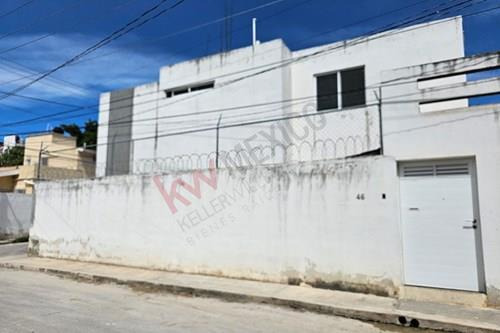 Venta De Casa En Esquina En Samula Campeche  Con Amplio Terreno Y Cerca De Avenidas