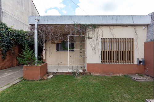 Casa En Venta Hurlingham Oportunidad - Permuta 