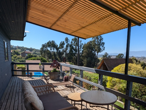 Parcela Con 2 Casas Y Cabaña En Mantagua, 2500m2