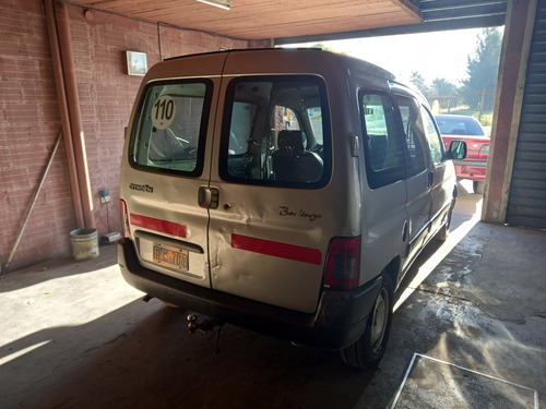 Imagen 3 de 10 de Peugeot Partner Furgon 2007 1.9 D Plc Confort