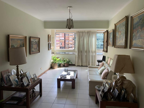 Imagen 3 de 15 de Excelente Apartamento Ubicado En Los Palos Grandes @casagranderealstate
