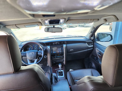 Imagen 9 de 12 de Sw4 Srx 7a A/t 2018 - Sarthou