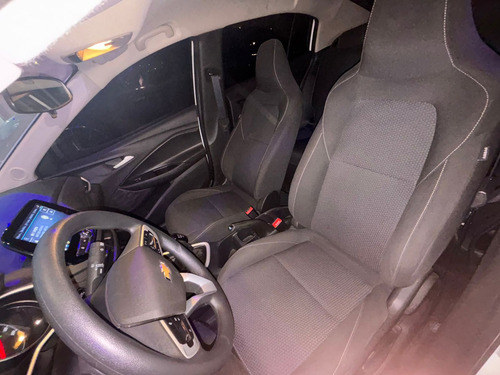 Chevrolet Onix ONIX SEDAN PLUS LT 1.0 12V TB FLEX MEC.