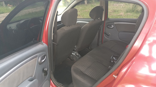 Renault Sandero 1.0 16v Expression Hi-flex 5p