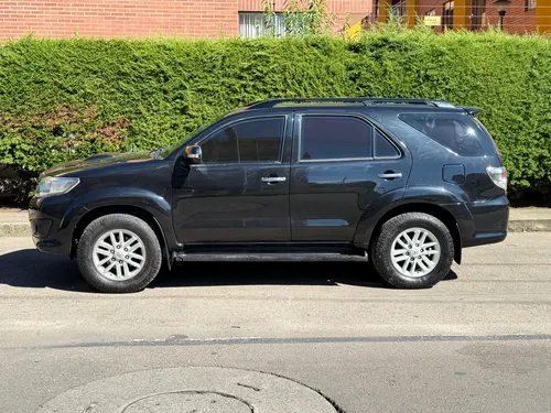 Toyota Fortuner 3.0 Sr5 169 hp