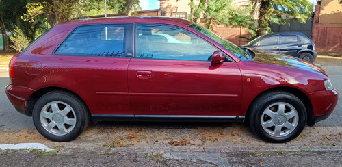 Audi A3 1.8 3p