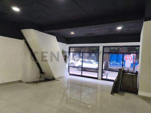 Arriendo Gran Local En Centro Cívico Santiago Centro