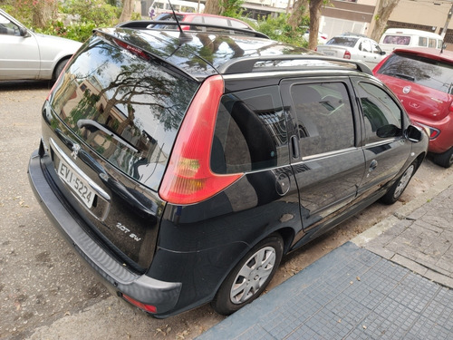Peugeot 207 Sw 2011 1.4 Xr Flex 5p