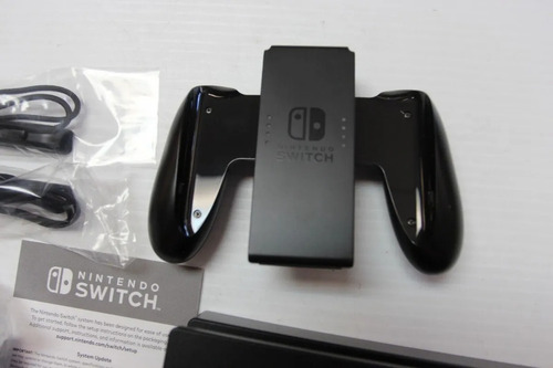 Imagen 3 de 4 de Brand New Nintendo Switch 32gb Neon Red/neon Blue Console