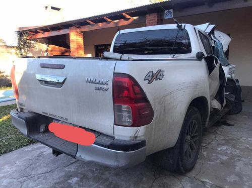 Imagen 5 de 9 de Toyota Hilux 2.8 Srv 4x4 A/t