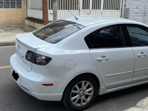 Mazda 3, Modelo 2012 Automático Color Blanco