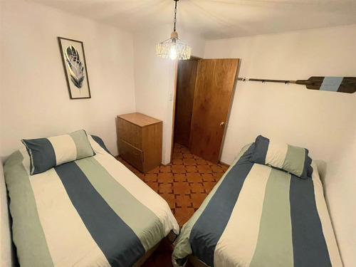 Casa Amoblada En Venta De 4 Dorm. En Algarrobo