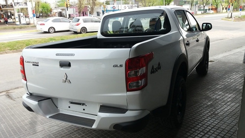 Mitsubishi L200 Triton Outdoor 4x4 At Entrega Hoy