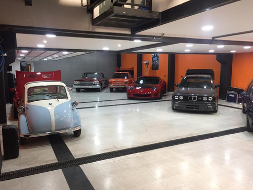 Imagen 8 de 30 de Depósito Con Oficinas Y Ph Para Coleccionistas De Autos
