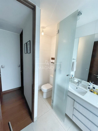 Casa En Venta De 4 Dorm. En Colina