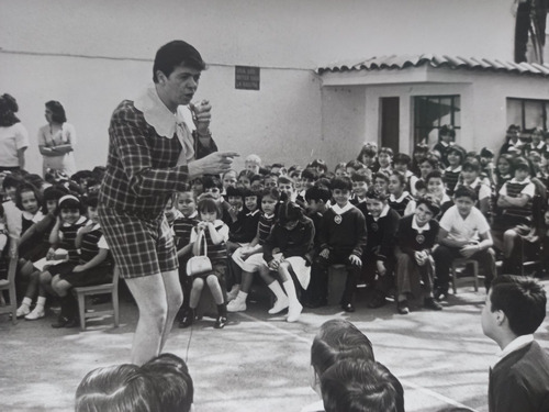 Fotografías B&n Chabelo Payasos Mago Fin De Cursos 1967