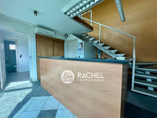 Arriendo Bodegas Y Oficinas En Sector Pueblo Nuevo
