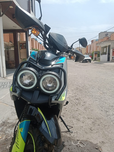 Seminueva Motor 4 Tiempos De 150cc Bajo Consumo De Gasolina