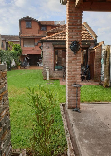Imagen 7 de 30 de Casa En Venta 6 Ambientes Martinez
