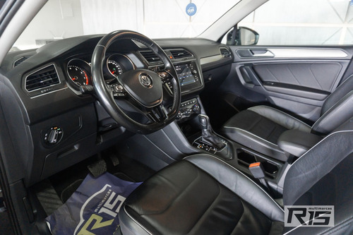 Volkswagen Tiguan Allspac Comf 250 TSI 1.4 Flex